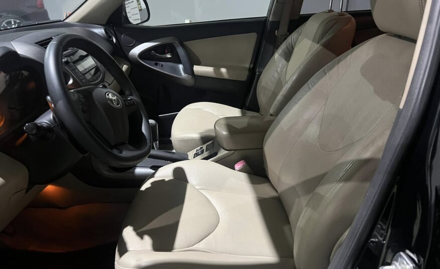 TOYOTA Rav4 2.2 D4D Executive 4×4