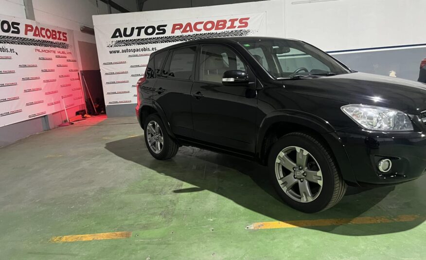 TOYOTA Rav4 2.2 D4D Executive 4×4