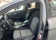 MERCEDES-BENZ GLA GLA 200D