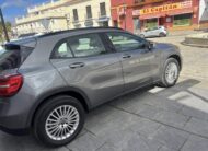 MERCEDES-BENZ GLA GLA 200D