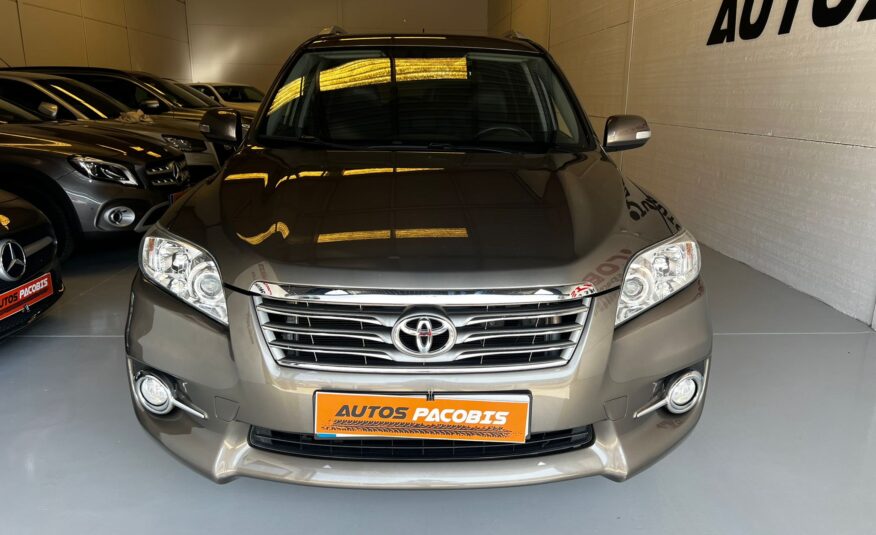 TOYOTA RAV4 4X4 2.2 D4D Executive 4×4