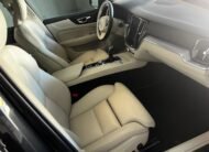 VOLVO v60 2.0 D3 momentum pro