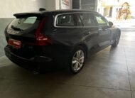 VOLVO v60 2.0 D3 momentum pro
