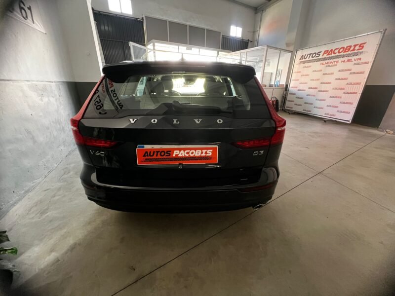 VOLVO v60 2.0 D3 momentum pro