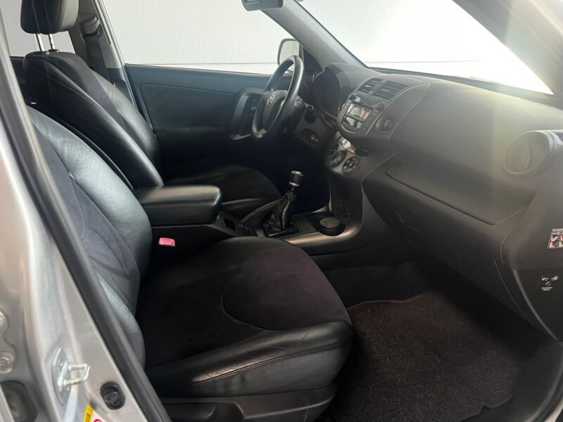 TOYOTA RAV4 4X4 2.2CC 150CV