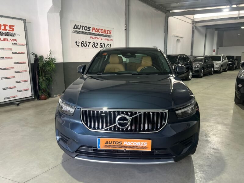 VOLVO XC40 2.0 D3 INSCRIPTION