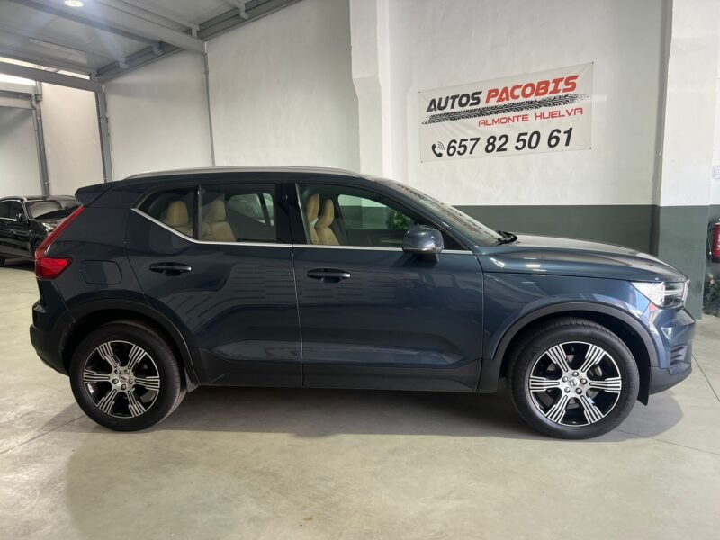 VOLVO XC40 2.0 D3 INSCRIPTION