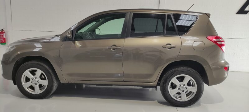 TOYOTA RAV4 4X4 2.2CC 150CV