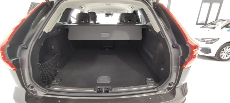 VOLVO XC60 2.0 d4 momentum