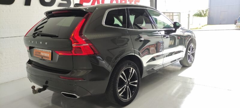 VOLVO XC60 2.0 d4 momentum