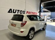 TOYOTA Rav4 2.2CC
