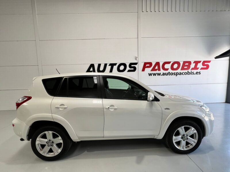 TOYOTA Rav4 2.2CC