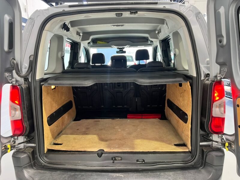 CITROEN BERLINGO Talla M BlueHDi 100 SS FEEL