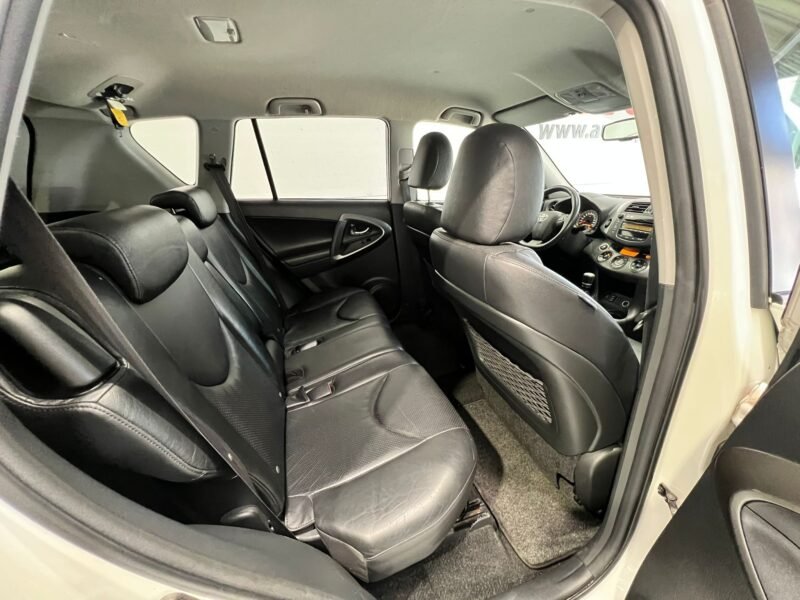 TOYOTA Rav4 2.2CC