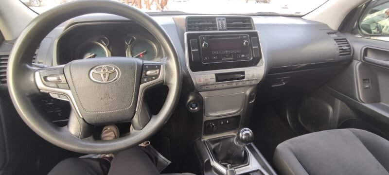 TOYOTA LAND CRUISER 2.8 D4D GX
