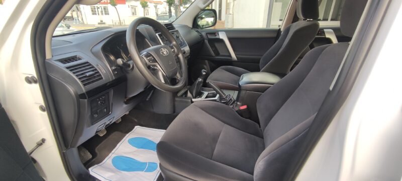 TOYOTA LAND CRUISER 2.8 D4D GX