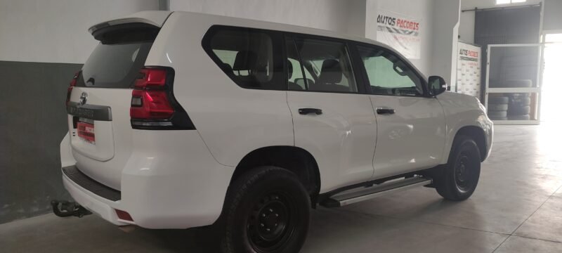 TOYOTA LAND CRUISER 2.8 D4D GX