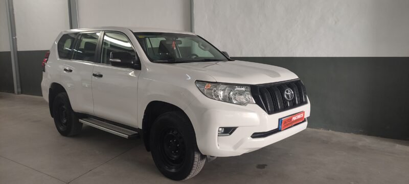 TOYOTA LAND CRUISER 2.8 D4D GX