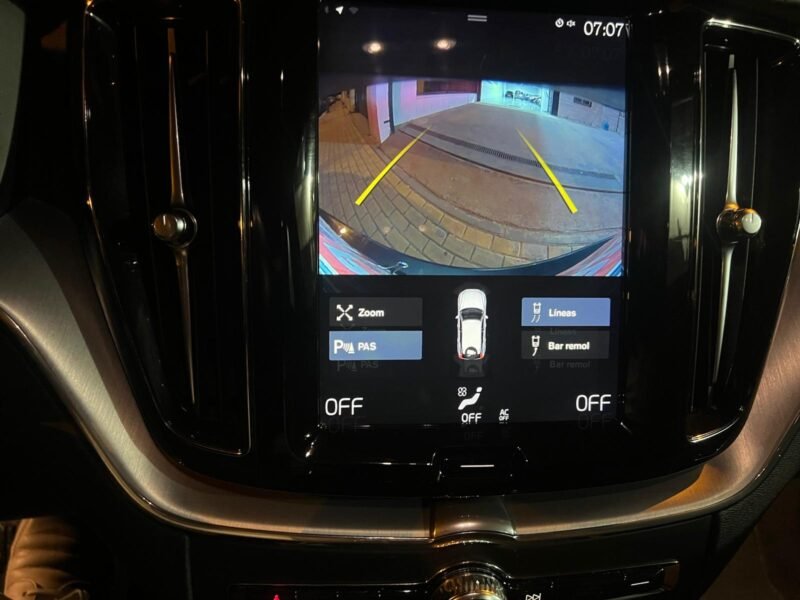 VOLVO XC60 2.0 d4 momentum auto