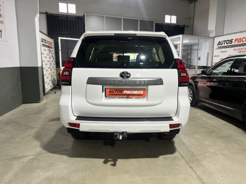 TOYOTA LAND CRUISER 2.8 D4D GX