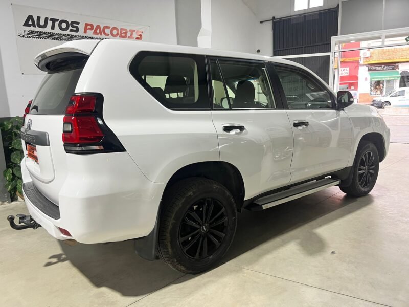 TOYOTA LAND CRUISER 2.8 D4D GX