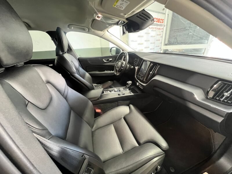 VOLVO XC60 2.0 d4 momentum auto