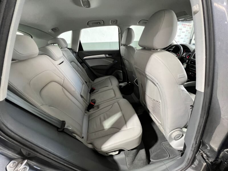 AUDI Q5 2.0 TDI Advance