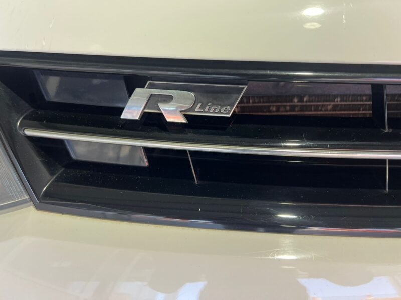 VOLKSWAGEN POLO RLINE