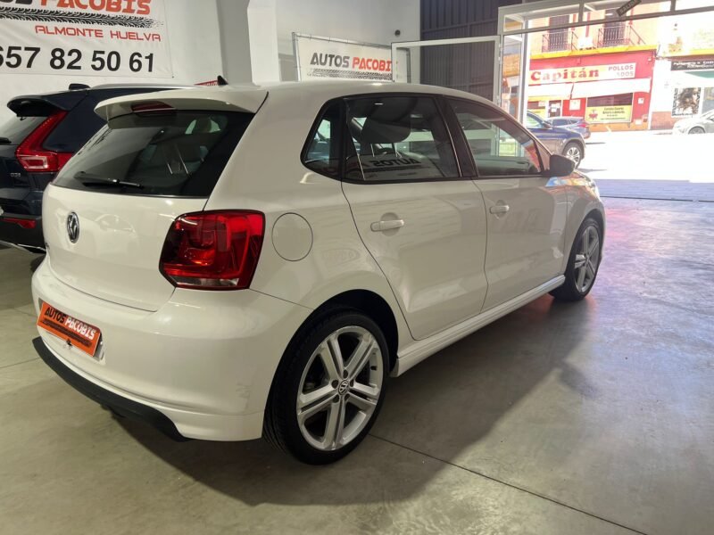VOLKSWAGEN POLO RLINE