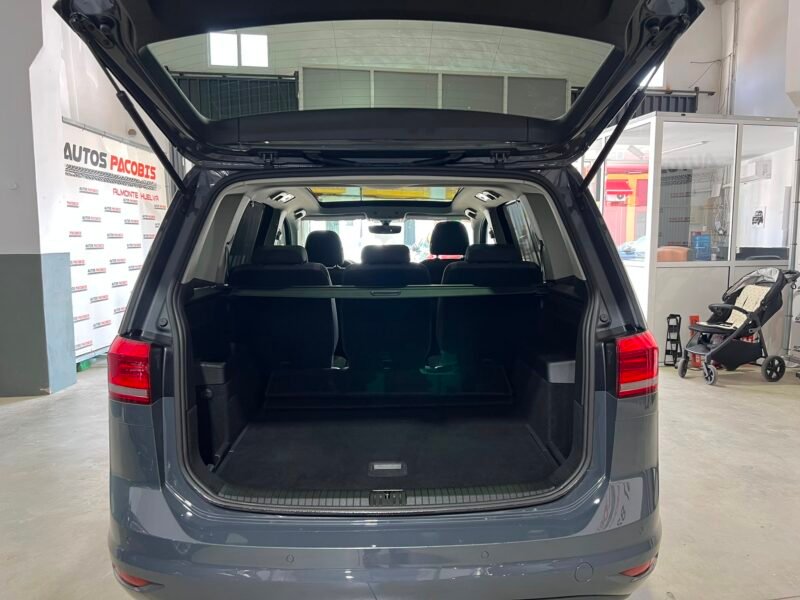 VOLKSWAGEN Touran SPORT 2.0TDI