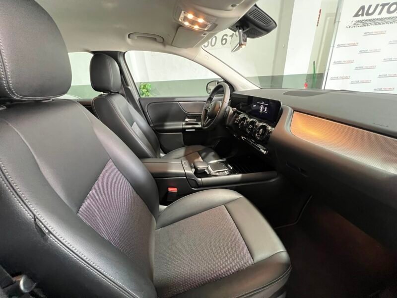 MERCEDES GLA 180D