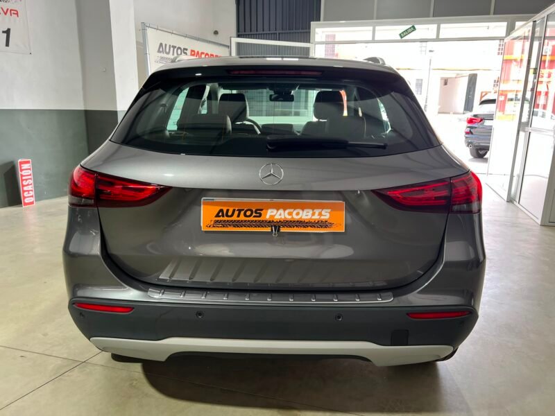 MERCEDES GLA 180D