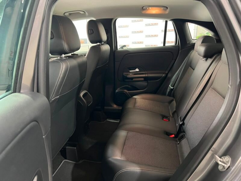 MERCEDES GLA 180D