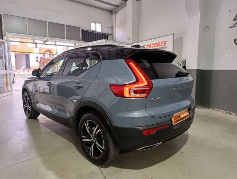 VOLVO XC40 RDESING