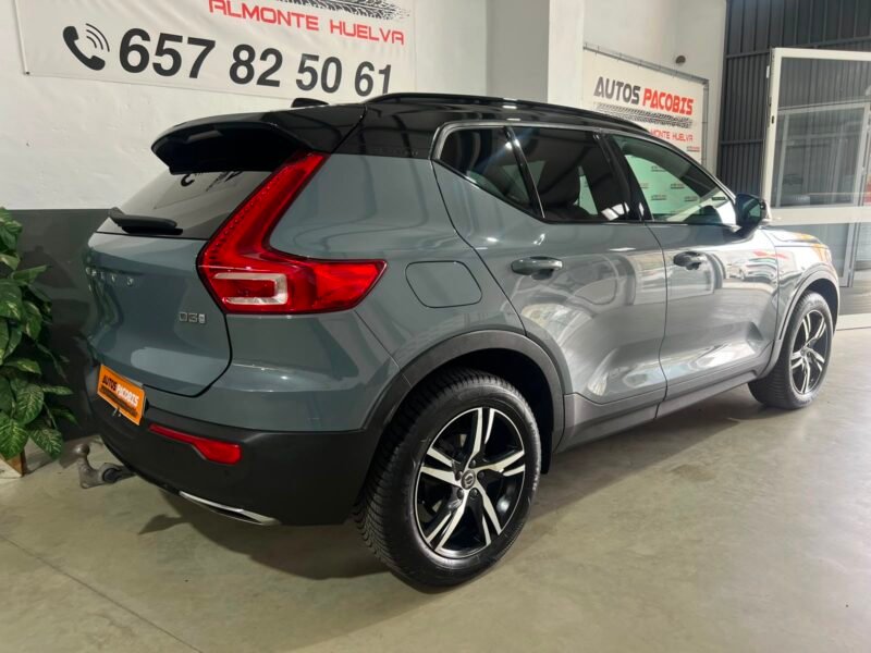 VOLVO XC40 RDESING