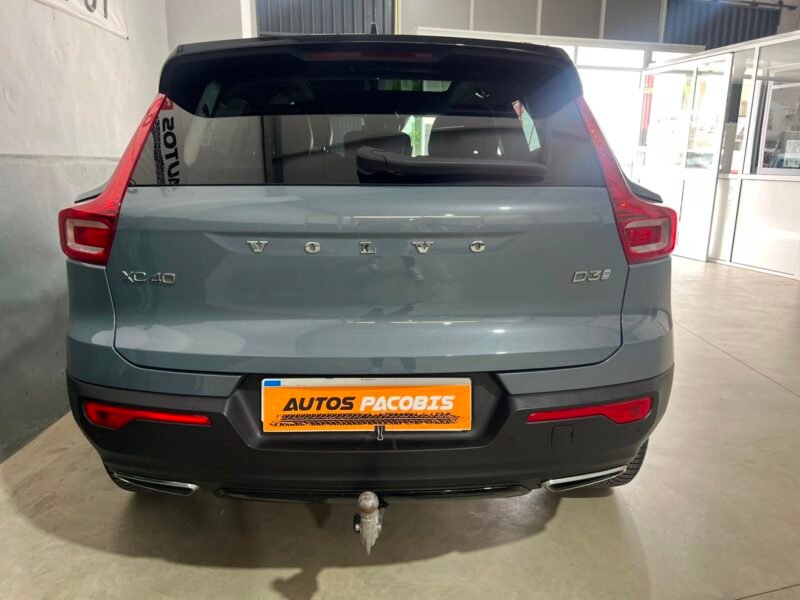 VOLVO XC40 RDESING