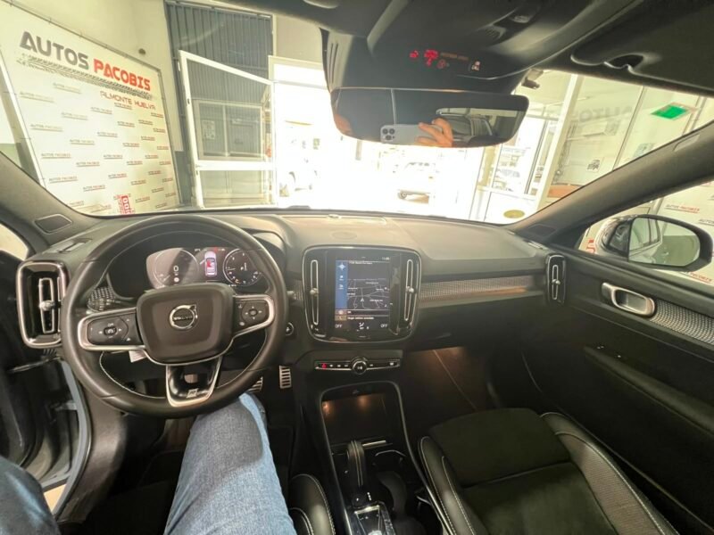 VOLVO XC40 RDESING