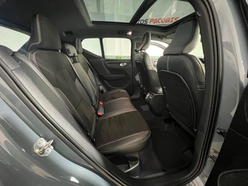VOLVO XC40 RDESING