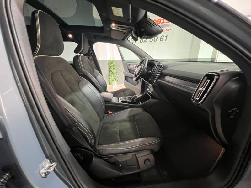 VOLVO XC40 RDESING