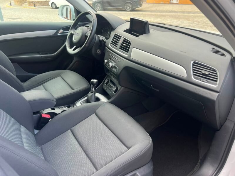 AUDI Q3 2.0