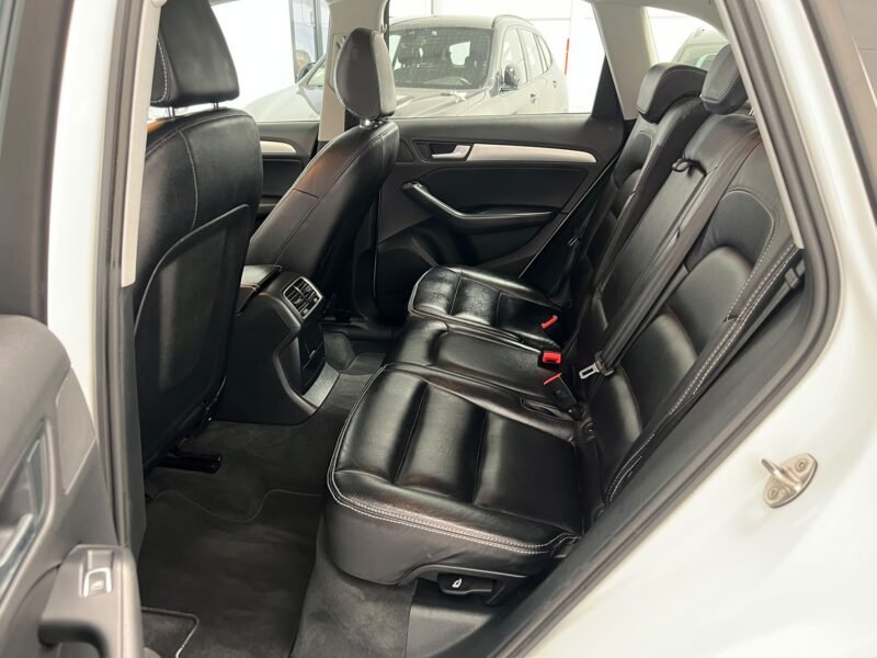 AUDI Q5 2.0