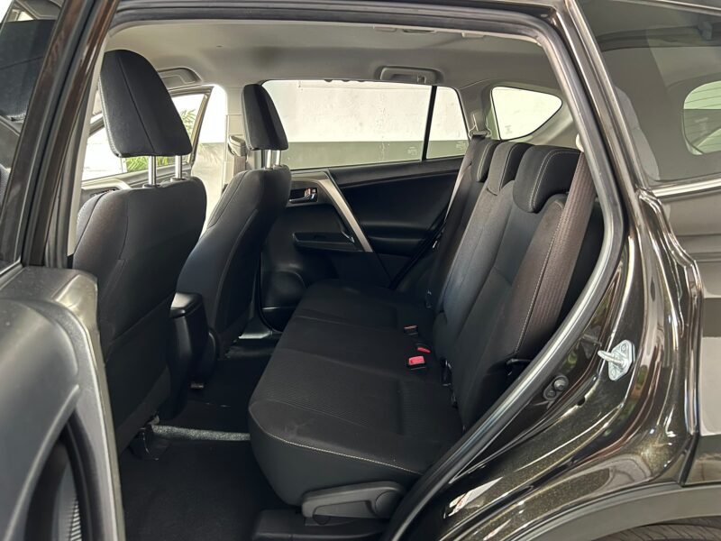 TOYOTA RAV4 4X4 2.2 AWD 150
